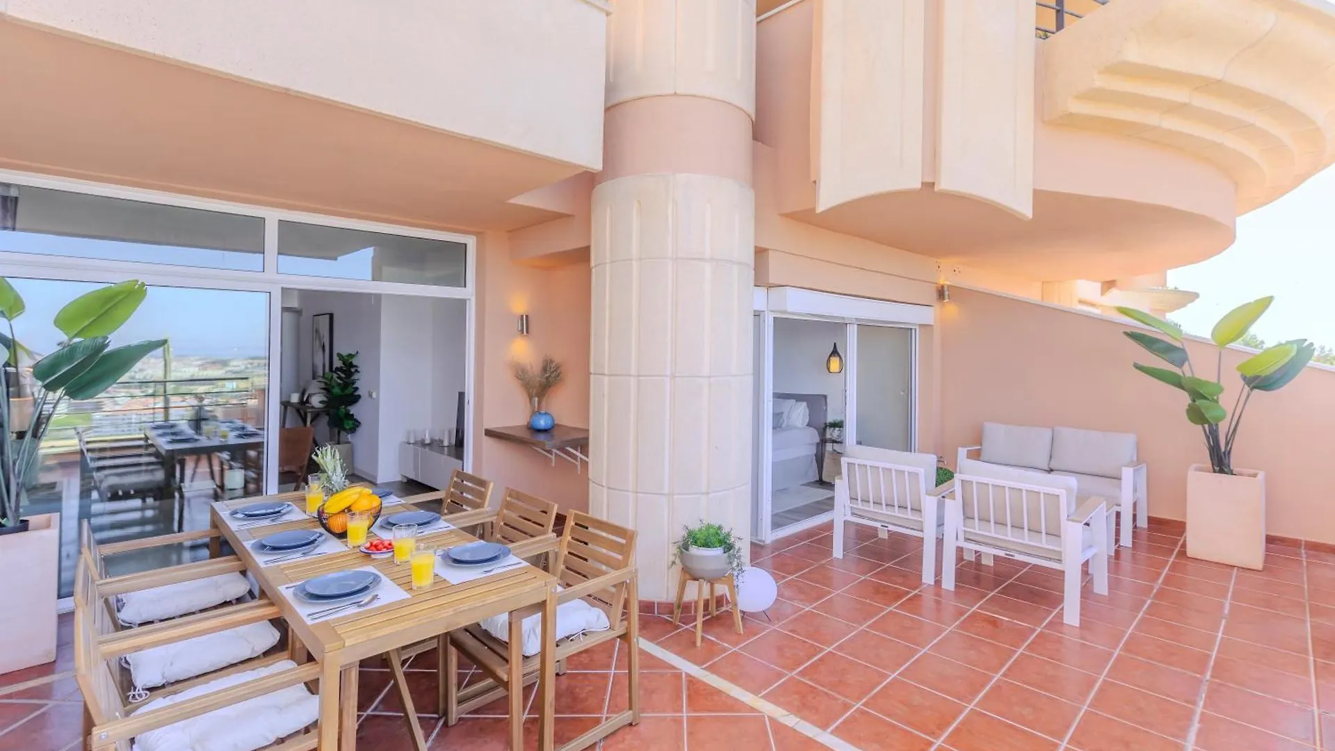 2 Bedroom Amazing Views Golf And Pool 마르베야 스페인