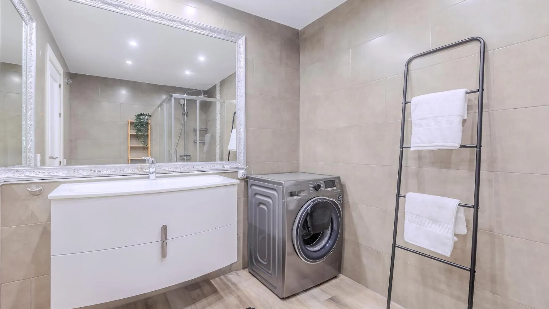 2 Bedroom Amazing Views Golf And Pool 마르베야 스페인